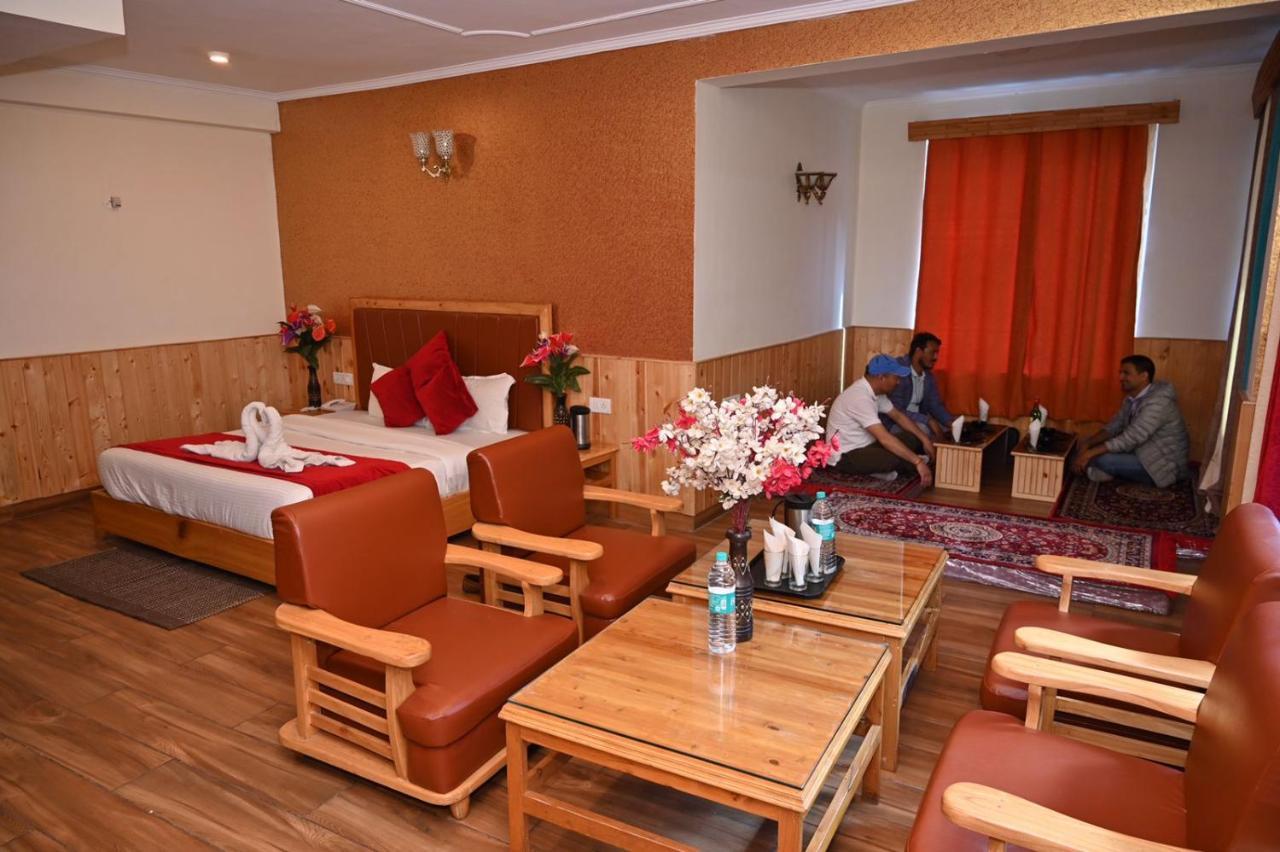 Hotel Seven Hills Manali Exteriér fotografie