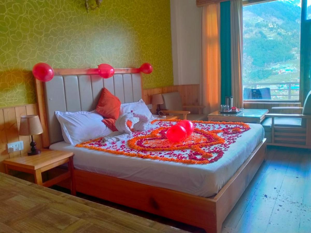 Hotel Seven Hills Manali Exteriér fotografie