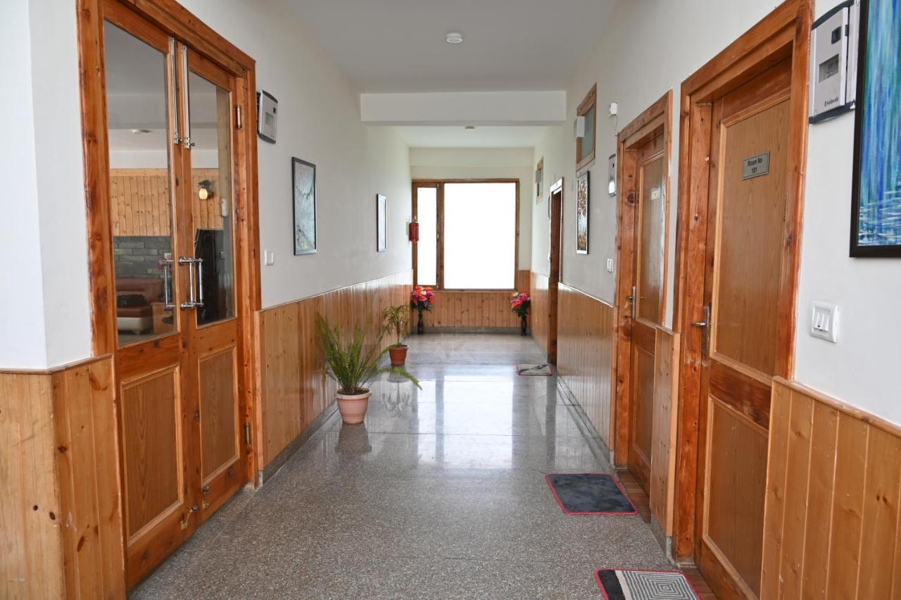 Hotel Seven Hills Manali Exteriér fotografie