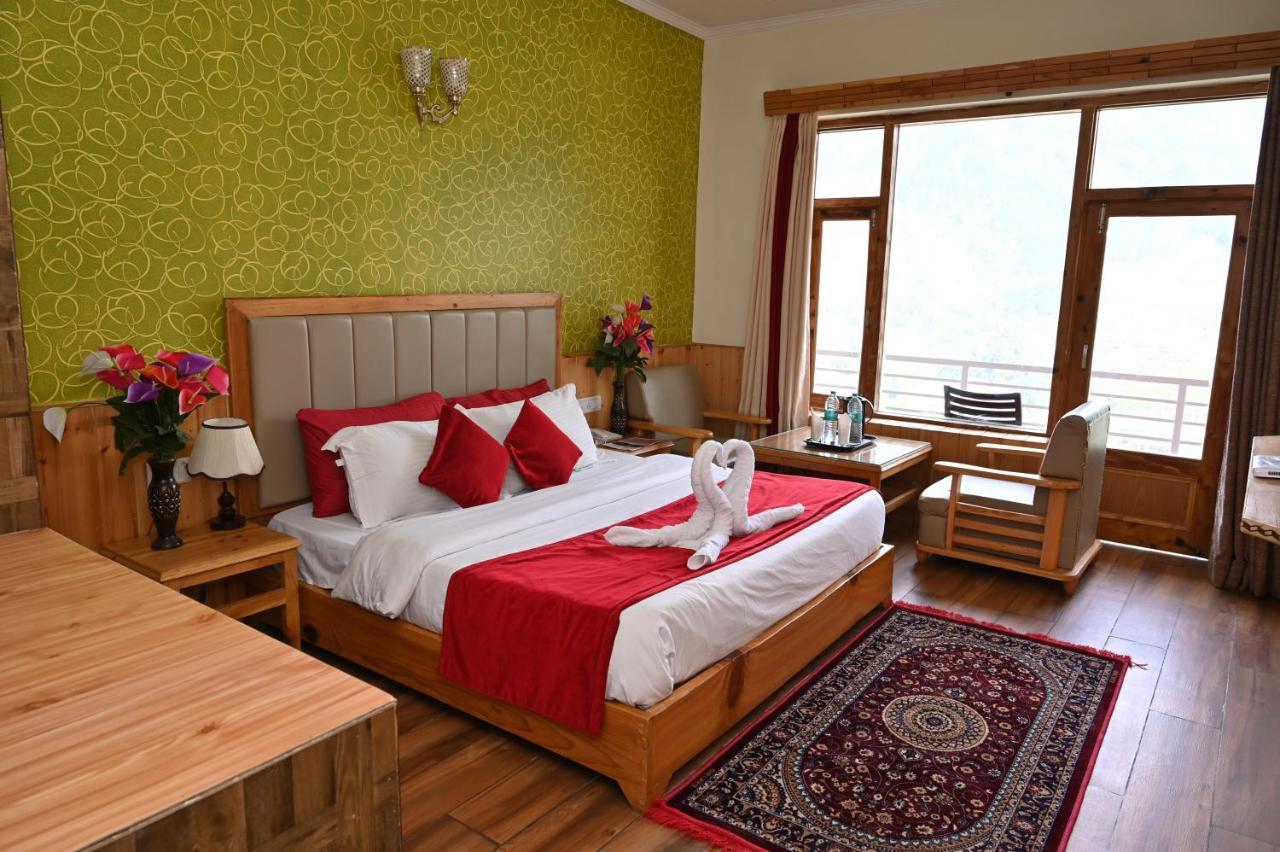 Hotel Seven Hills Manali Exteriér fotografie