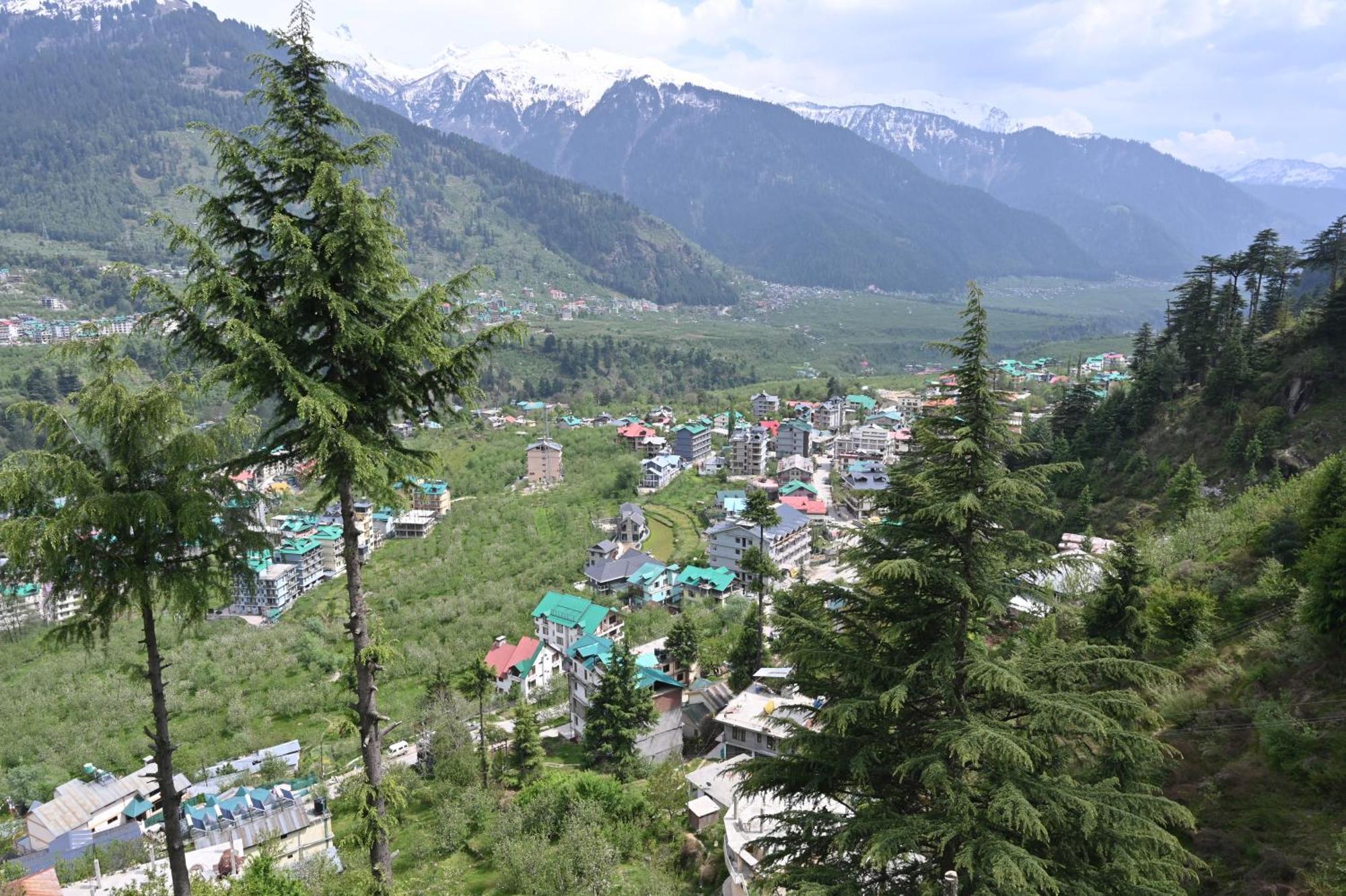 Hotel Seven Hills Manali Exteriér fotografie