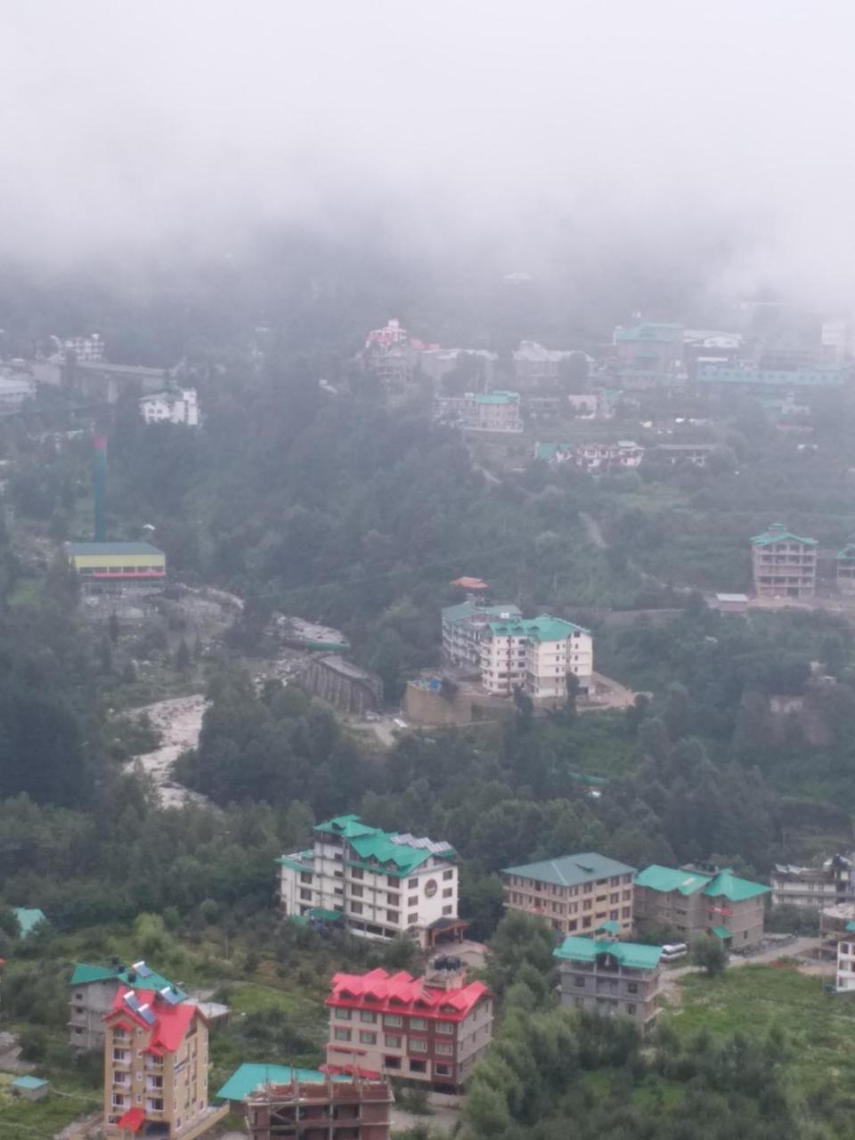 Hotel Seven Hills Manali Exteriér fotografie