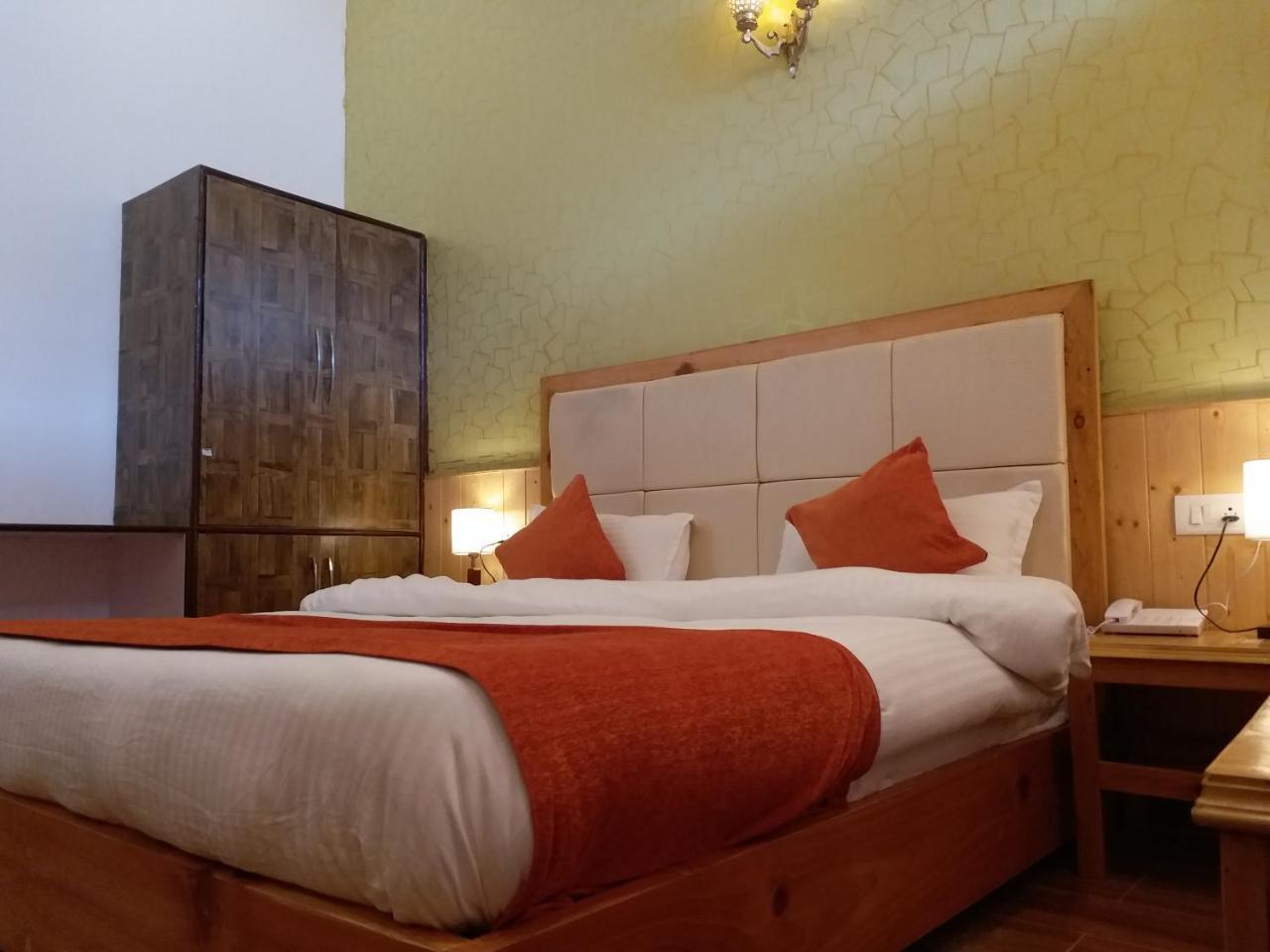 Hotel Seven Hills Manali Exteriér fotografie