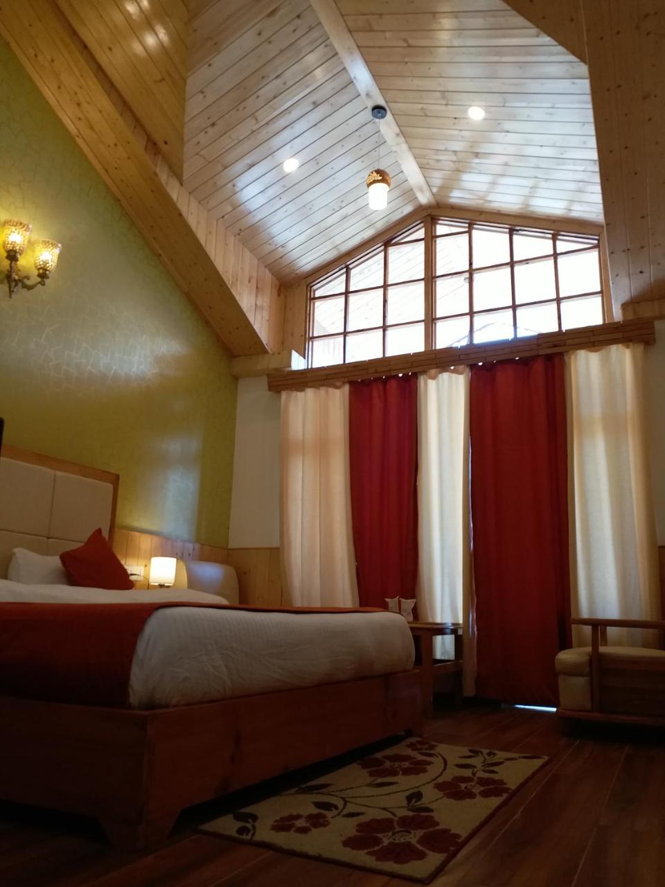 Hotel Seven Hills Manali Exteriér fotografie